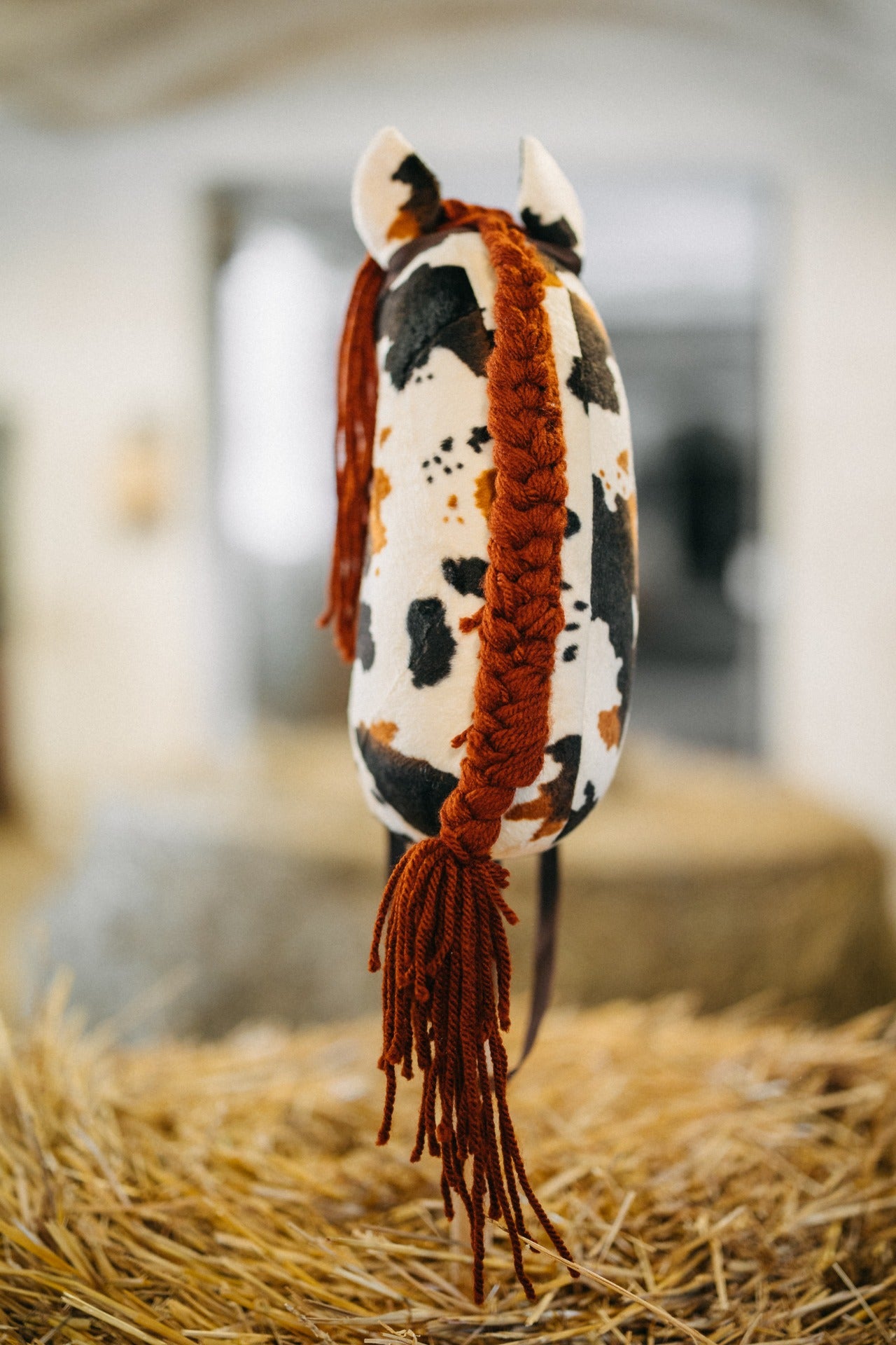 Monty - Red mane - Adult horse