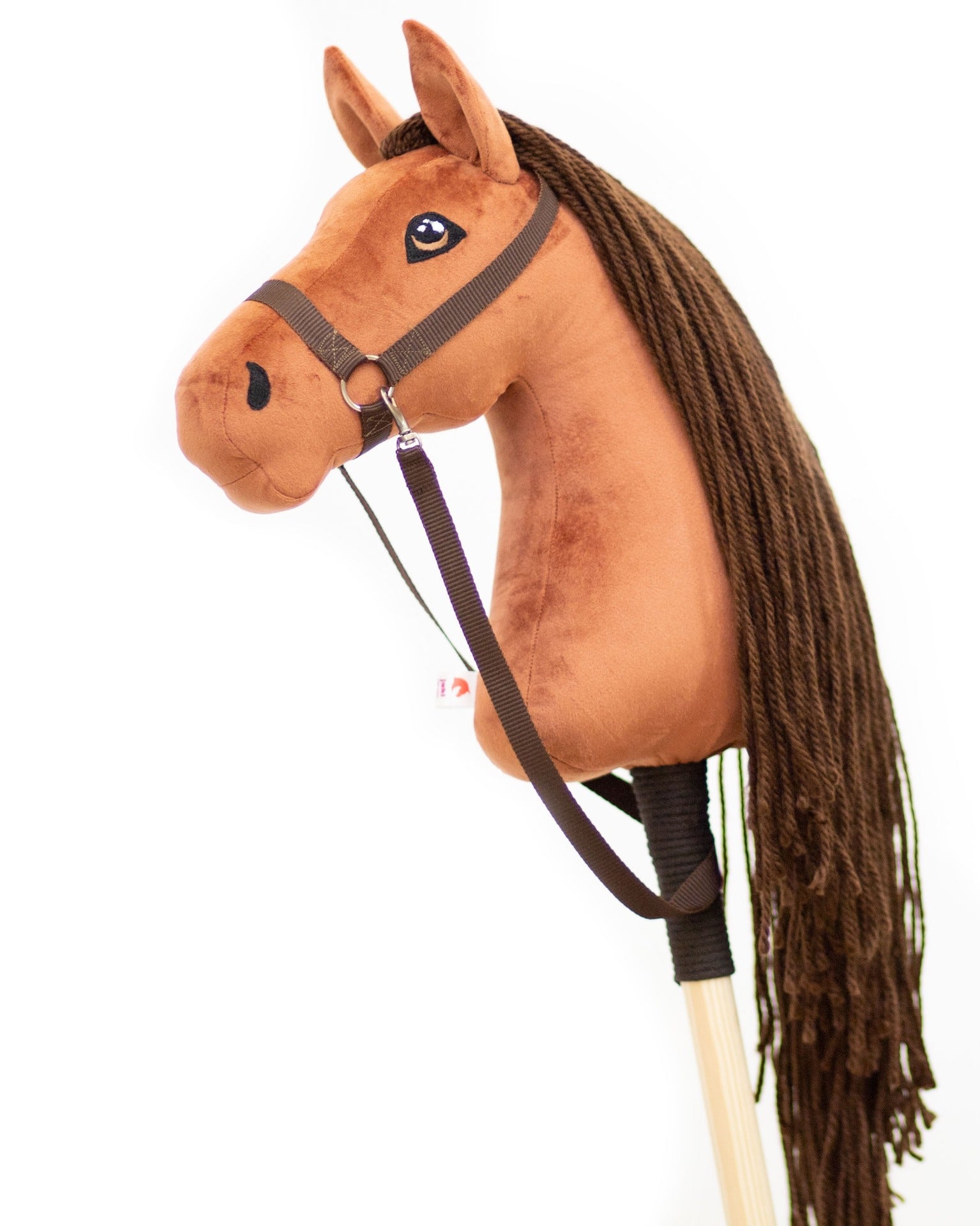 Hobby horse s tmavě hnědou hřívou jménem Terra, hříbě na tyči, česká ruční výroba.