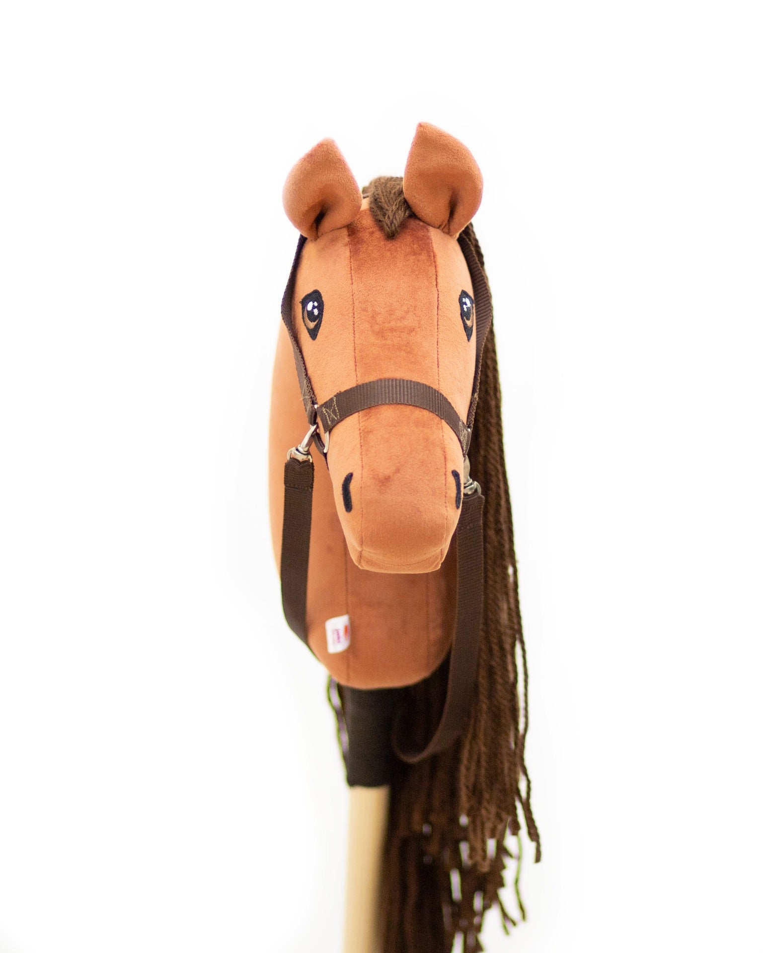 Hobby horse s tmavě hnědou hřívou jménem Terra, hříbě na tyči, česká ruční výroba.