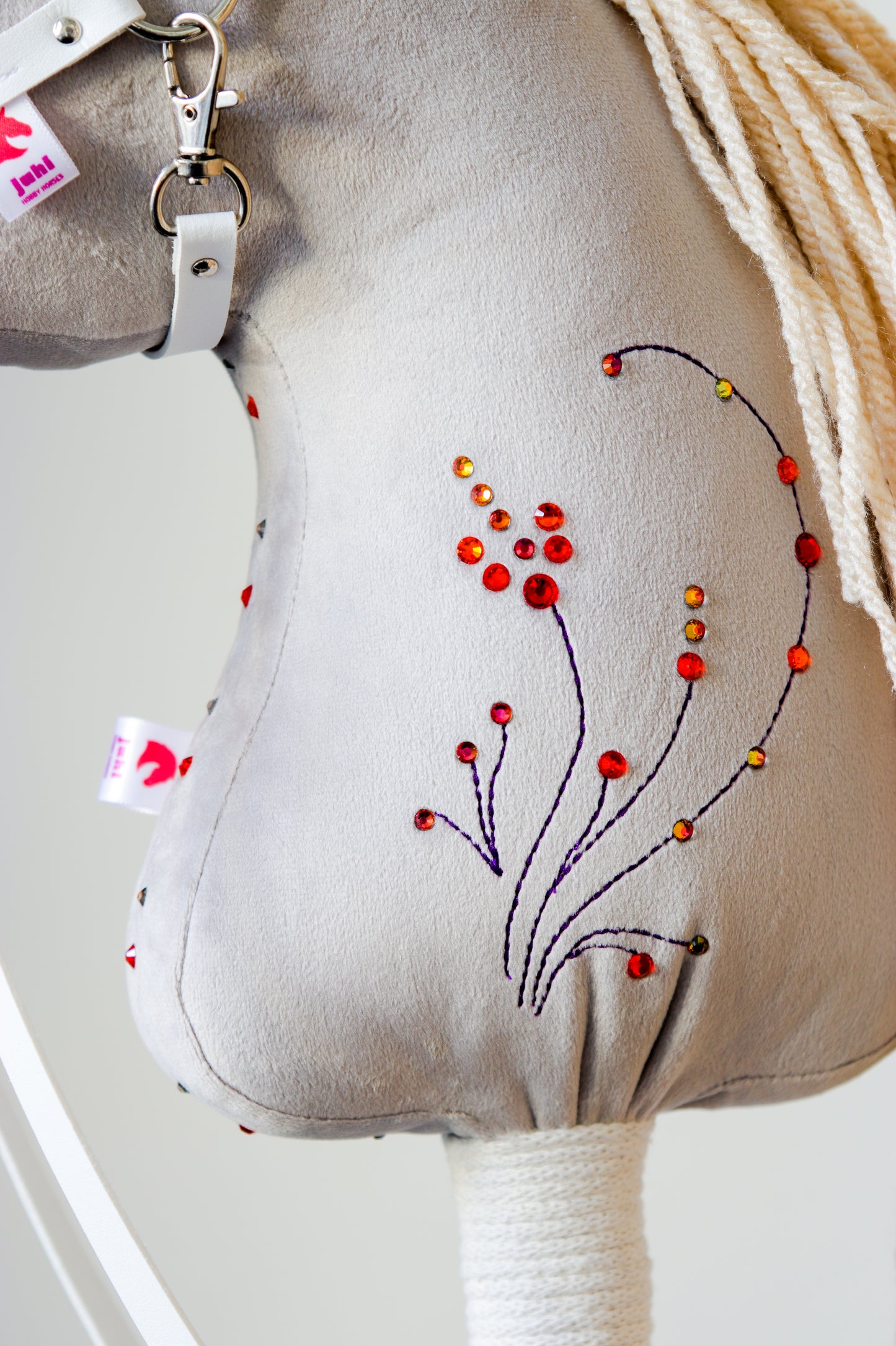 Vanilla Berry with Swarovski crystals - Adult horse