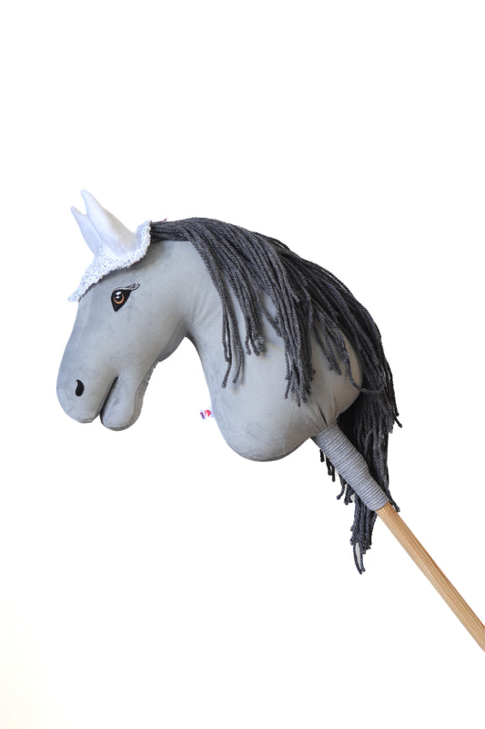 Ear net crocheted - White silver - Foal