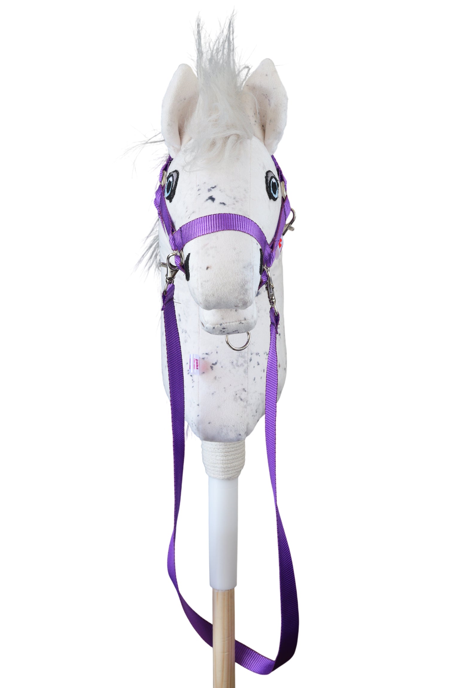 Hobbyhorse s bílou ohlávkou a otěží z polypropylenu. Pohled zepředu.