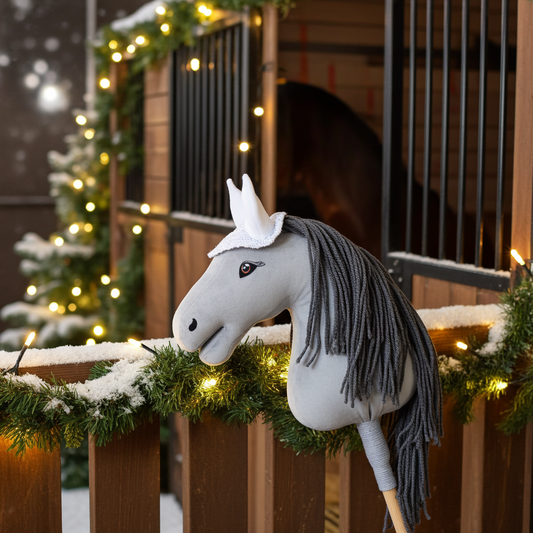 Ear net crocheted - White silver - Foal